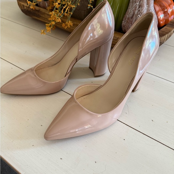 Nine West Tan Pointed Toe Heels - Picture 4 of 6